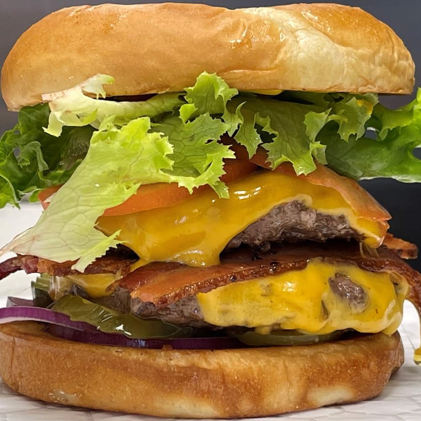 double-cheese-bacon-burger_01